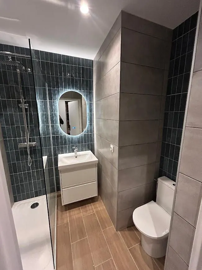 Διαμέρισμα Joli Appartement Au Bord De Mer Νίκαια