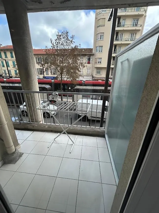 Apartment Joli Appartement Au Bord De Mer Nice
