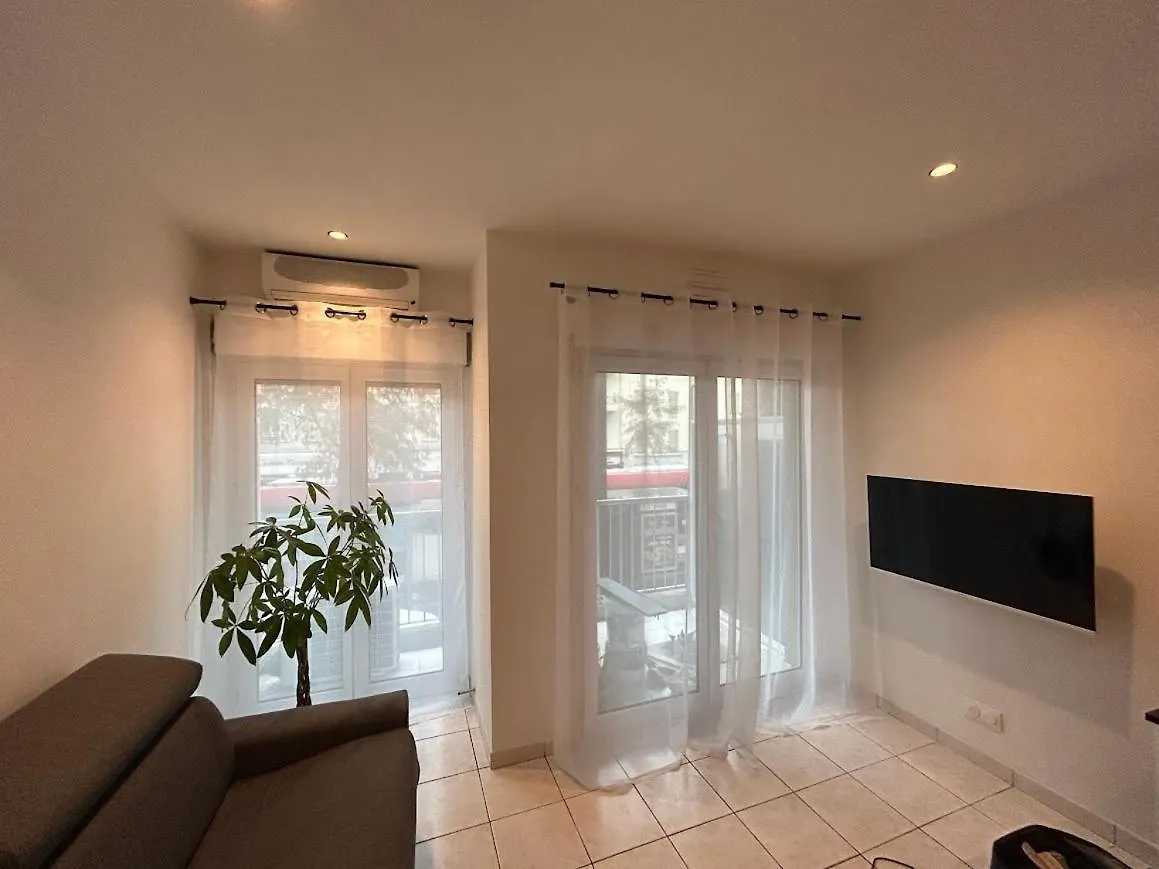 Joli Appartement Au Bord De Mer Nice Apartment